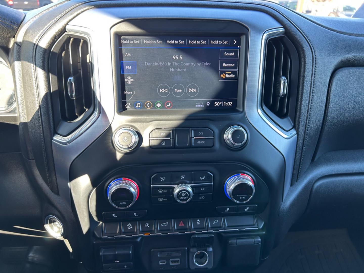 2019 White /Black GMC Sierra 1500 (1GTU9DED8KZ) , located at 3030 CY Ave, Casper, WY, 82604, (307) 265-3830, 42.827816, -106.357483 - Photo#15